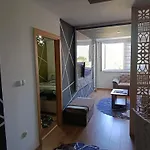Golden Luxury Neom Apartman, Stup, Sarajevo