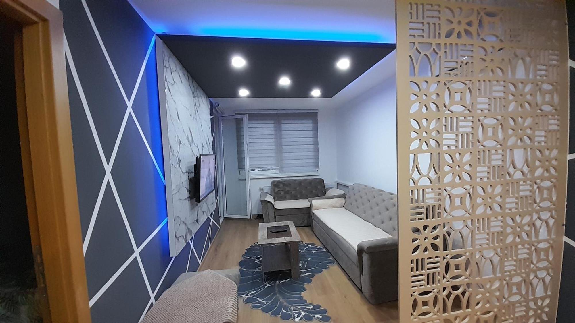 Golden Neom Apartman, Stup, * Sarajevo