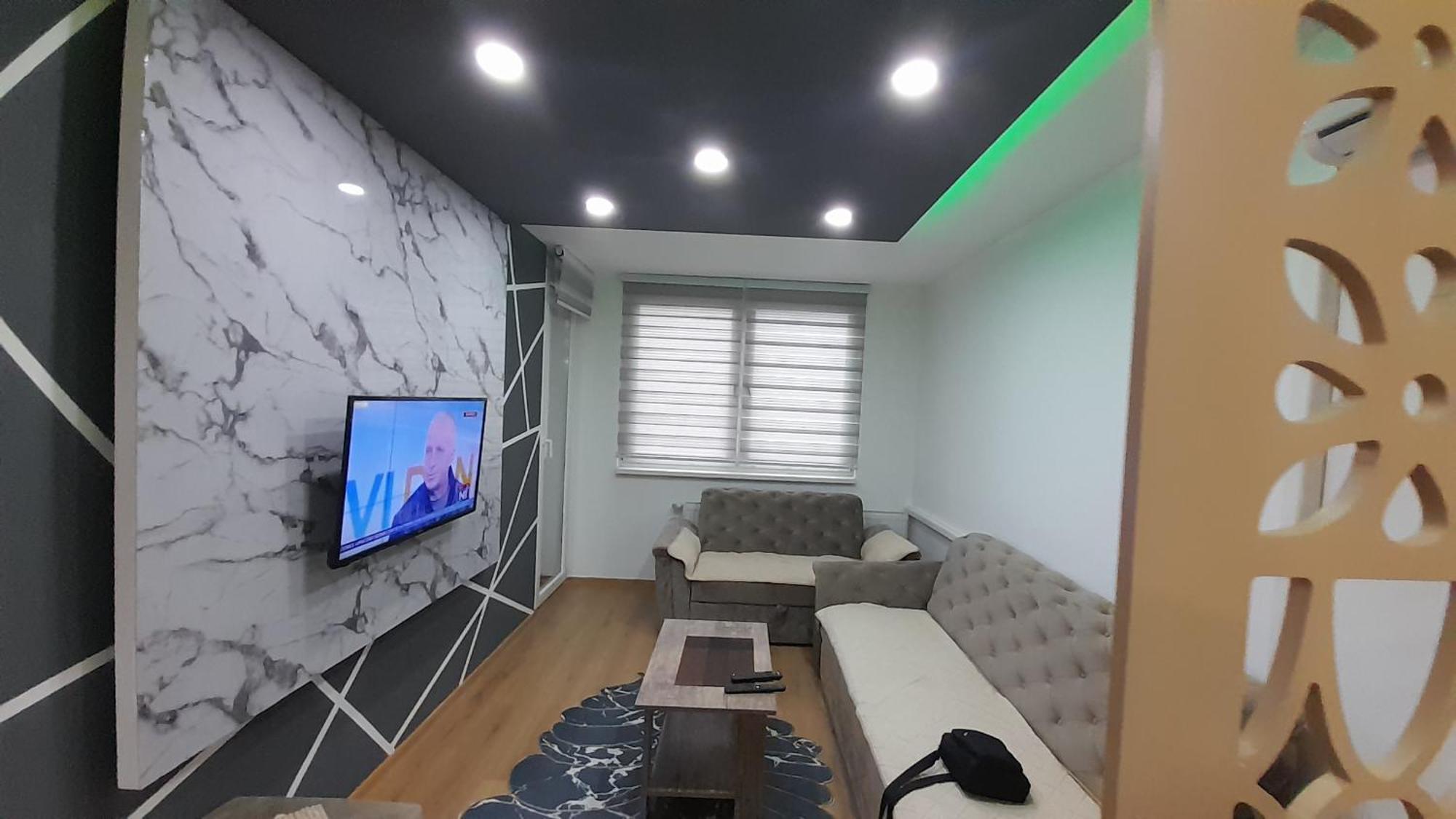 Golden Neom Apartman, Stup, * Sarajevo